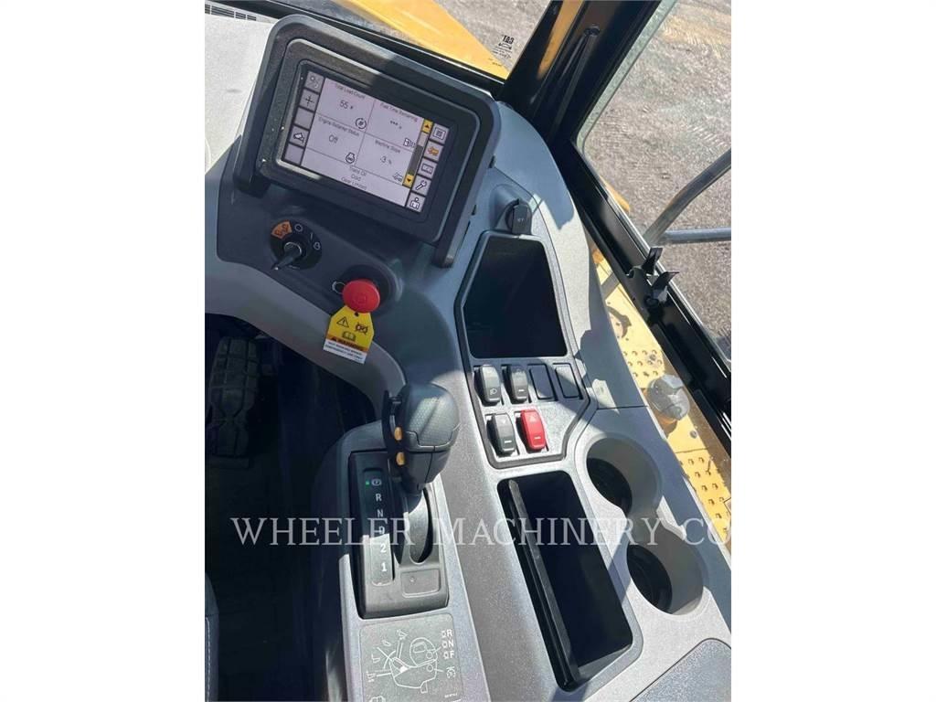 CAT 745 TG Karjeriniai savivarčiai