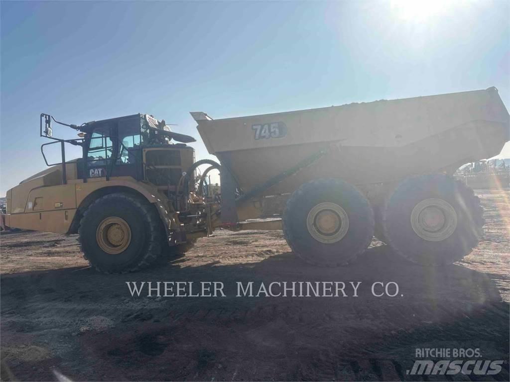 CAT 745 TG Karjeriniai savivarčiai