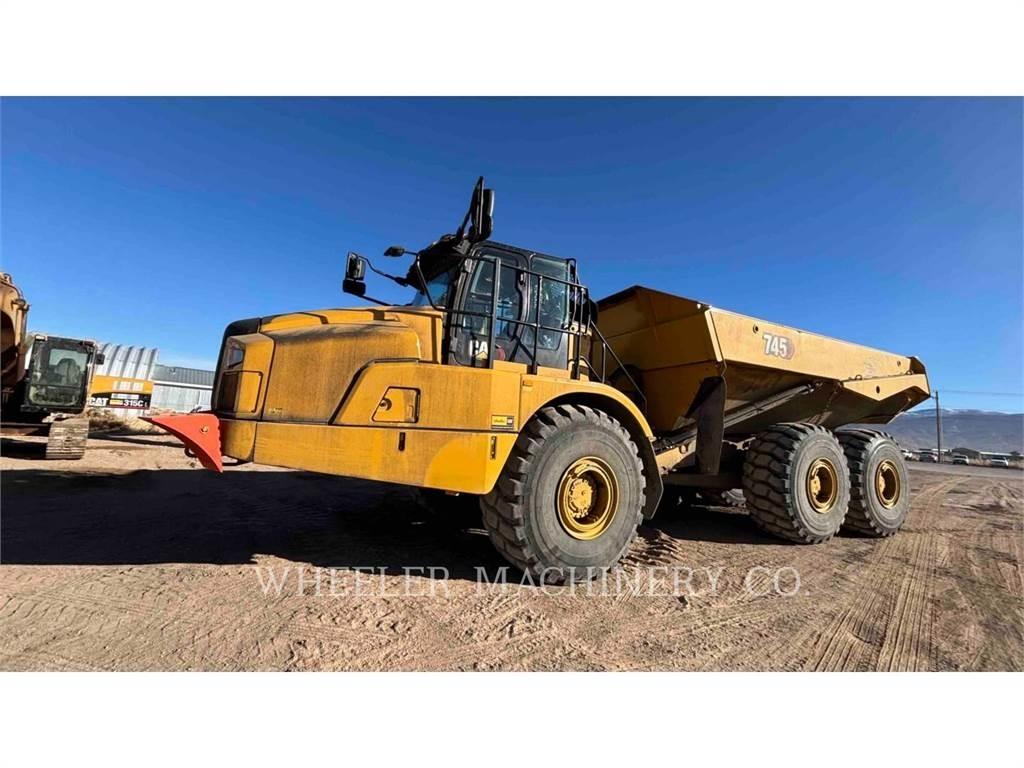 CAT 745 TG Karjeriniai savivarčiai