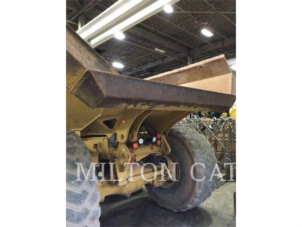 CAT 74504 Karjeriniai savivarčiai
