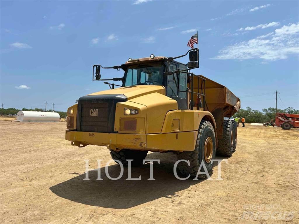 CAT 74504 Karjeriniai savivarčiai