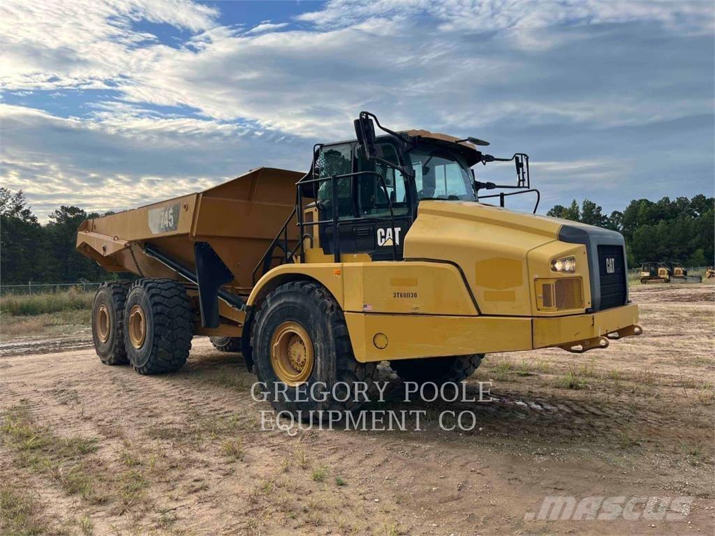 CAT 74504 Karjeriniai savivarčiai