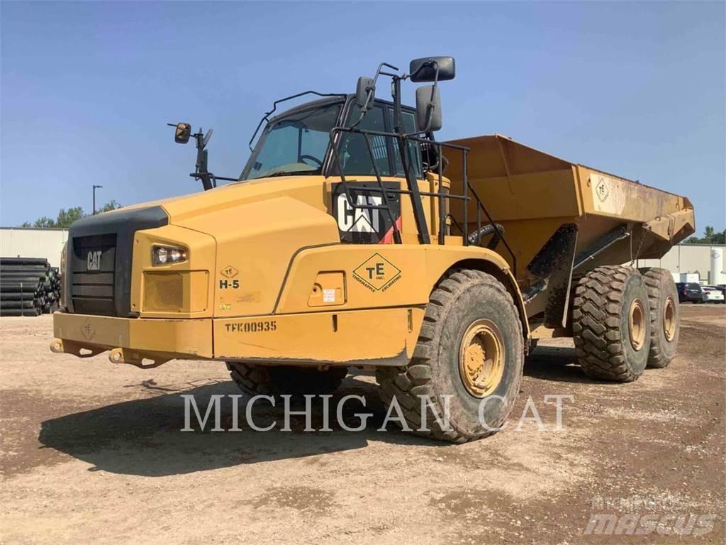 CAT 745C Karjeriniai savivarčiai
