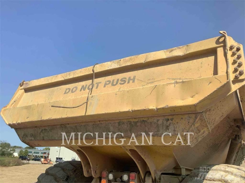 CAT 745C Karjeriniai savivarčiai