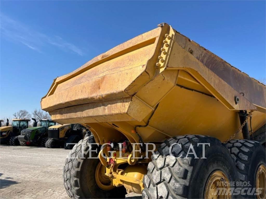 CAT 745C Karjeriniai savivarčiai