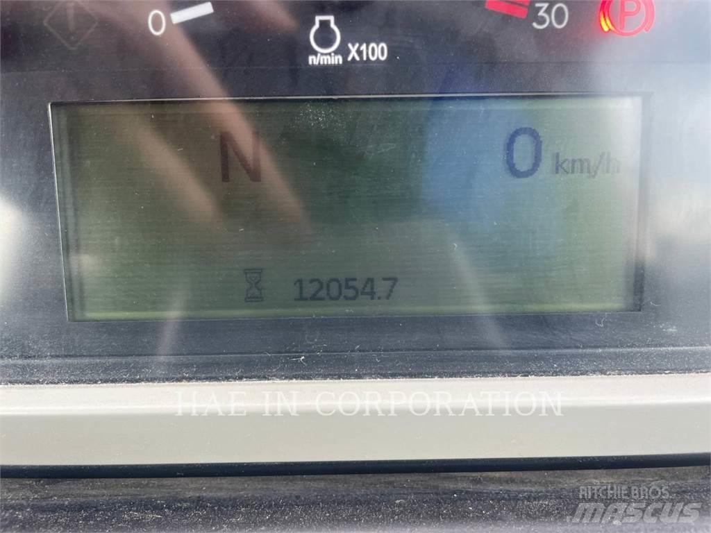 CAT 745C Karjeriniai savivarčiai