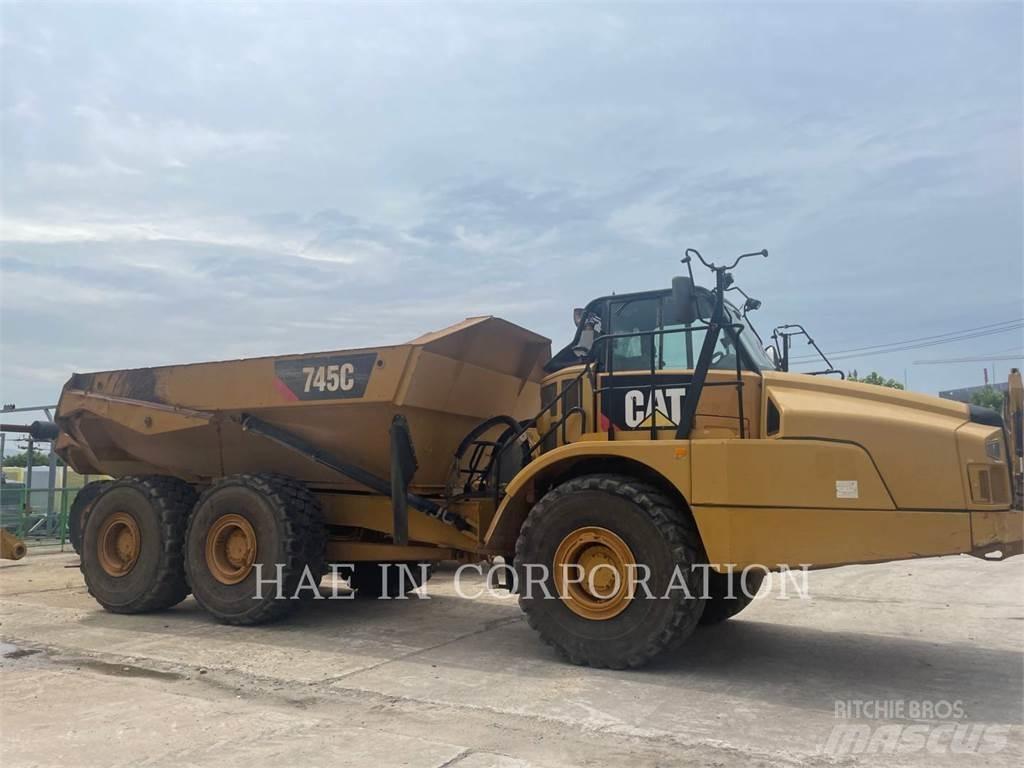 CAT 745C Karjeriniai savivarčiai