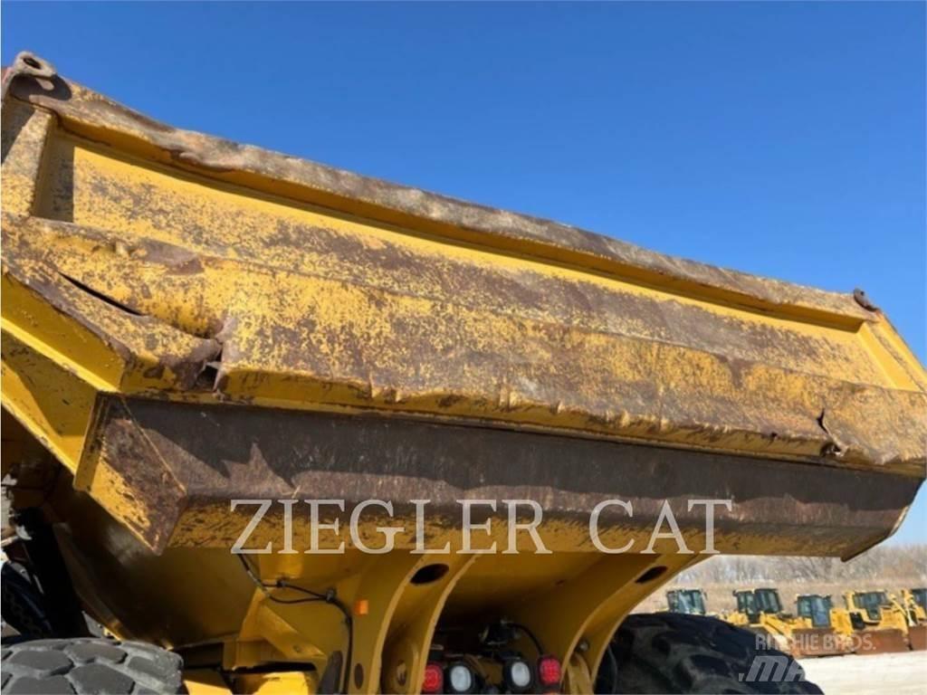 CAT 745C Karjeriniai savivarčiai