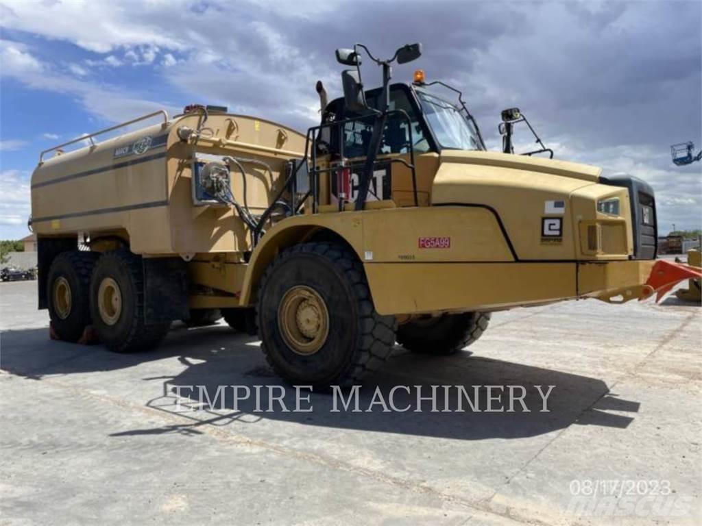 CAT 745C WT Vandens sunkvežimiai