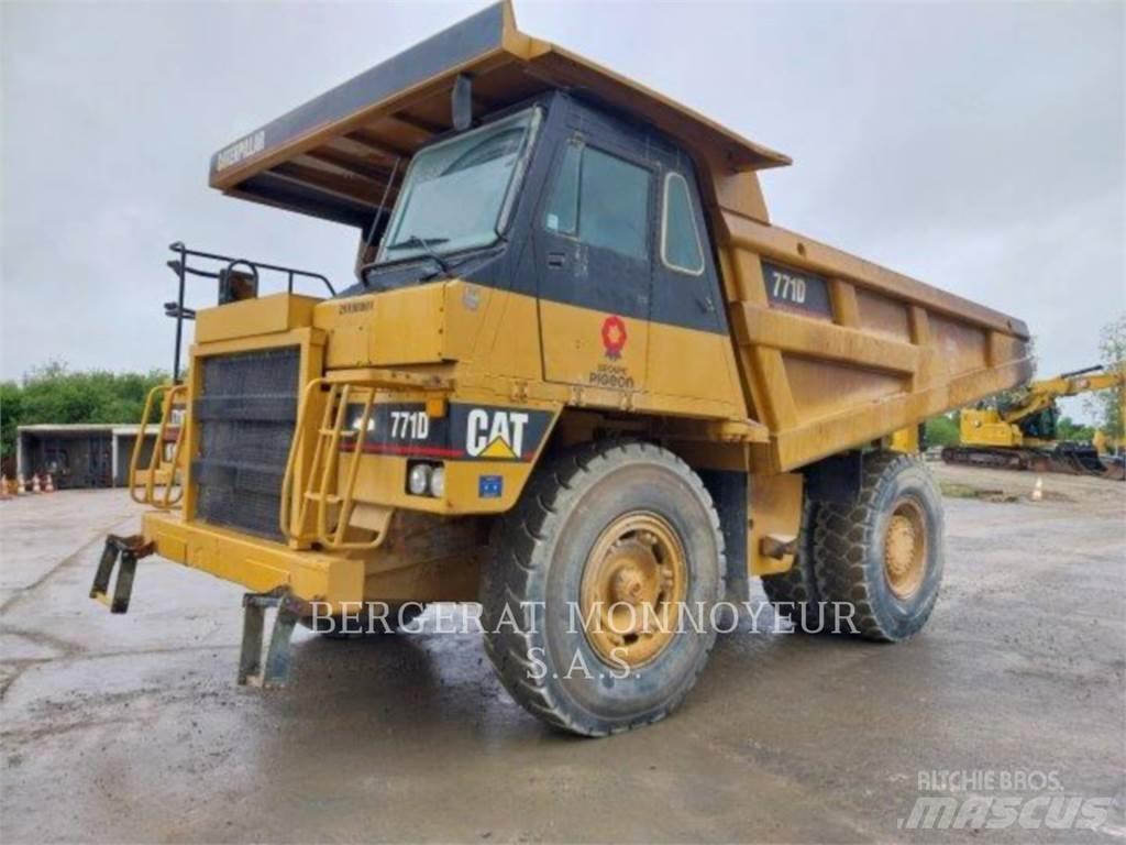 CAT 771D Karjeriniai savivarčiai