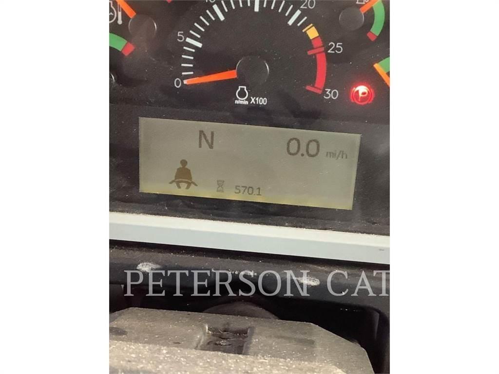 CAT 772G Priedai