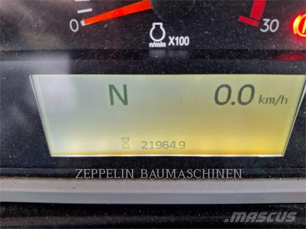 CAT 772G Karjeriniai savivarčiai