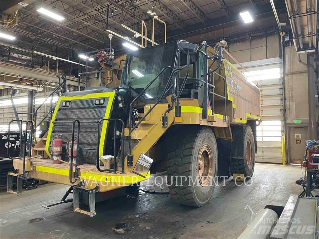 CAT 773F WT Vandens sunkvežimiai