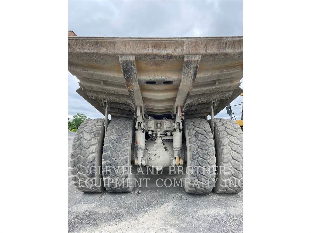 CAT 773G Karjeriniai savivarčiai