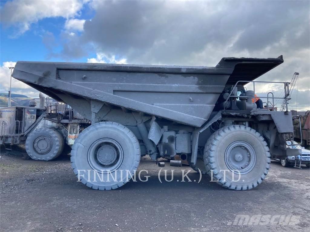 CAT 775D Karjeriniai savivarčiai