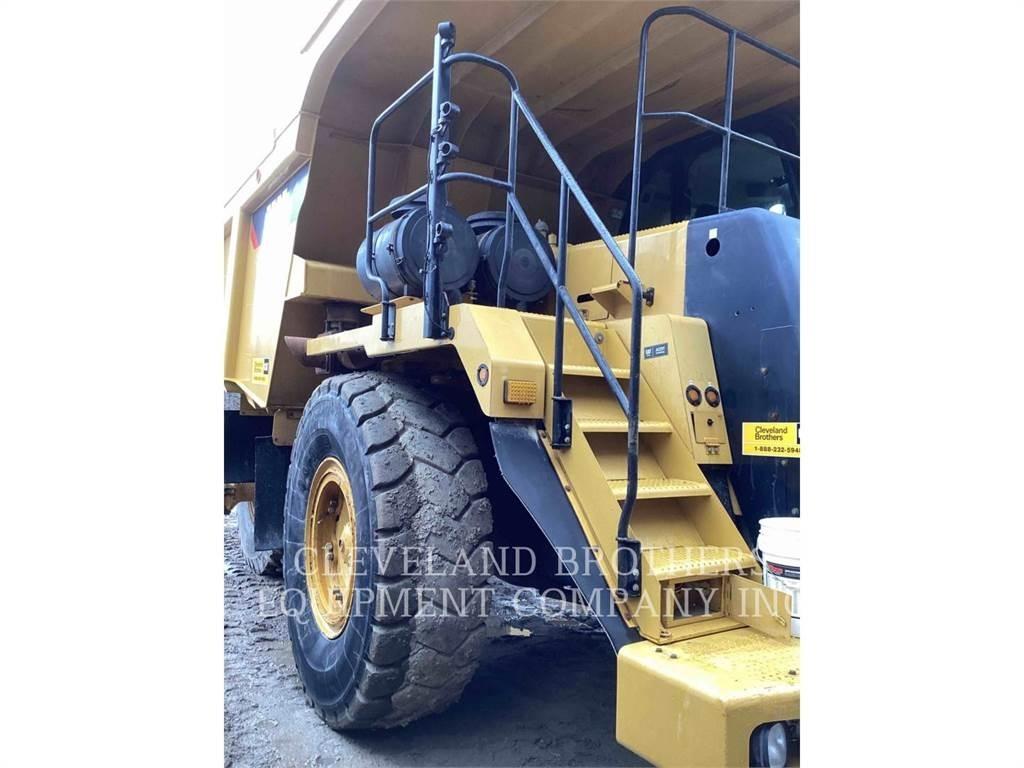 CAT 775F Karjeriniai savivarčiai
