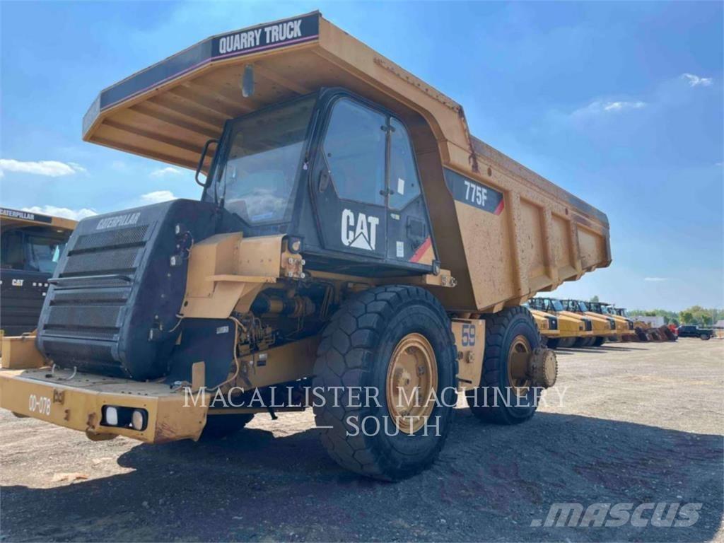 CAT 775F Karjeriniai savivarčiai