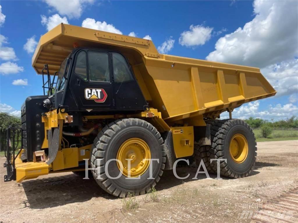 CAT 775G Karjeriniai savivarčiai