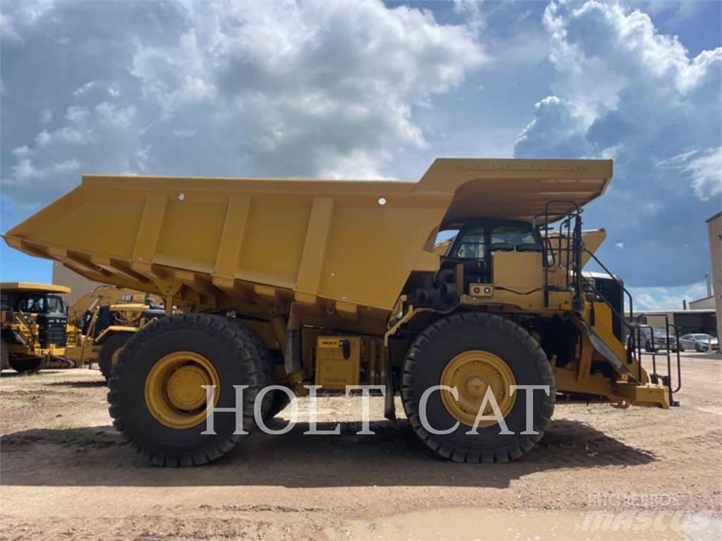 CAT 775G Karjeriniai savivarčiai