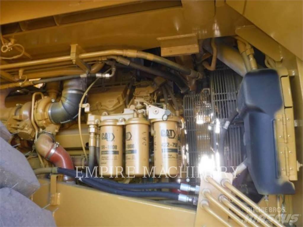 CAT 775G Karjeriniai savivarčiai
