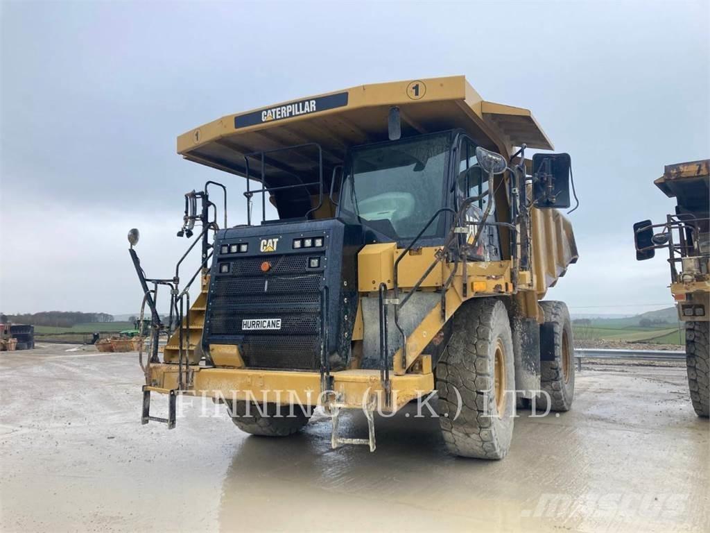 CAT 775G Karjeriniai savivarčiai