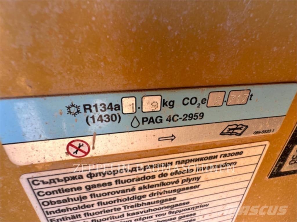 CAT 775G Karjeriniai savivarčiai