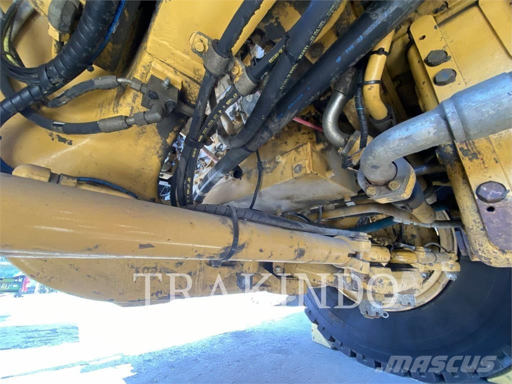 CAT 777E Karjeriniai savivarčiai