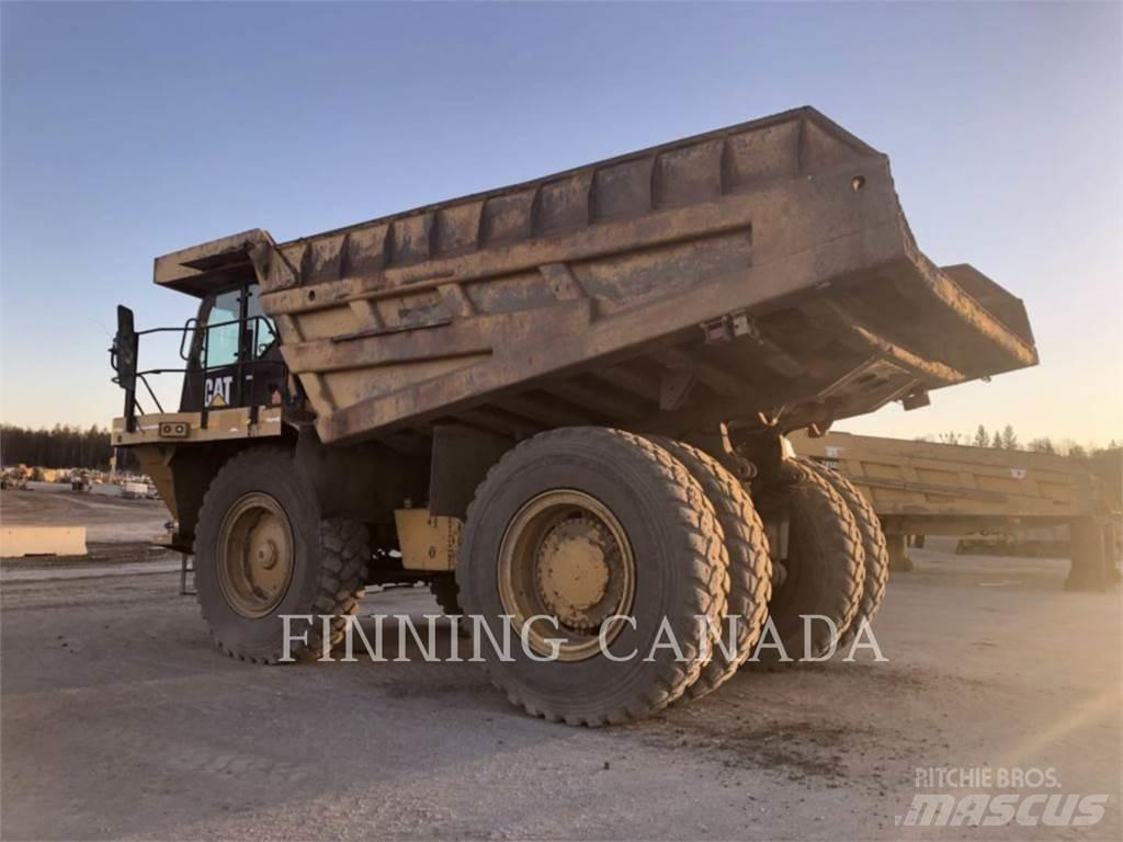 CAT 777F Karjeriniai savivarčiai