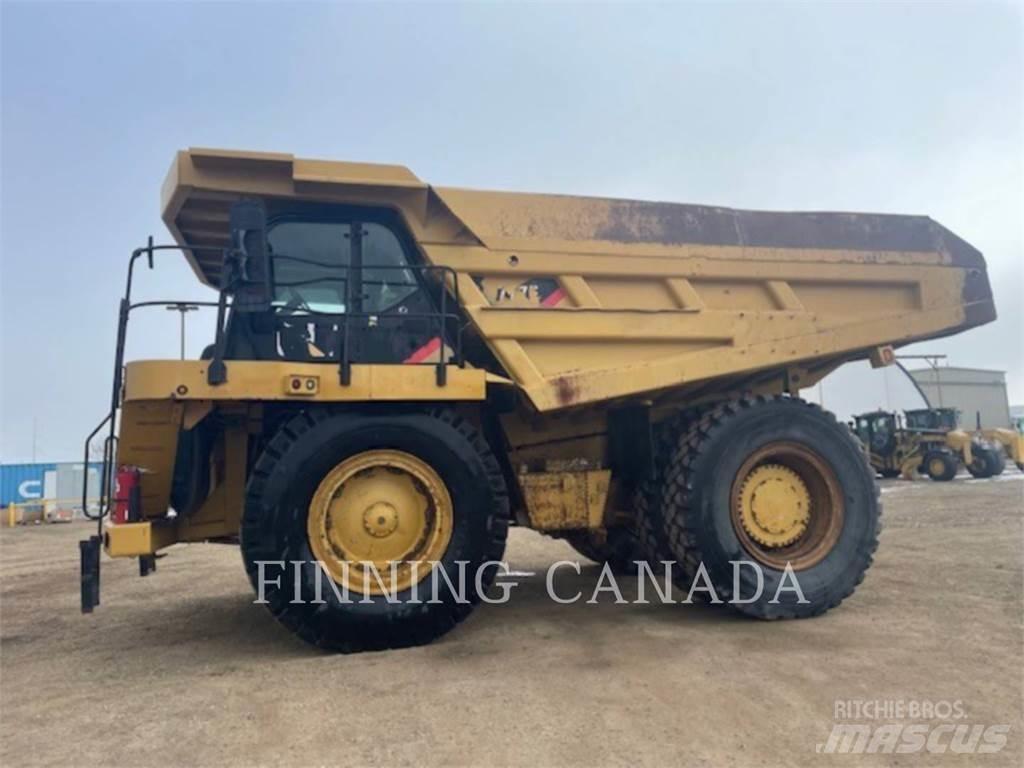 CAT 777F Karjeriniai savivarčiai