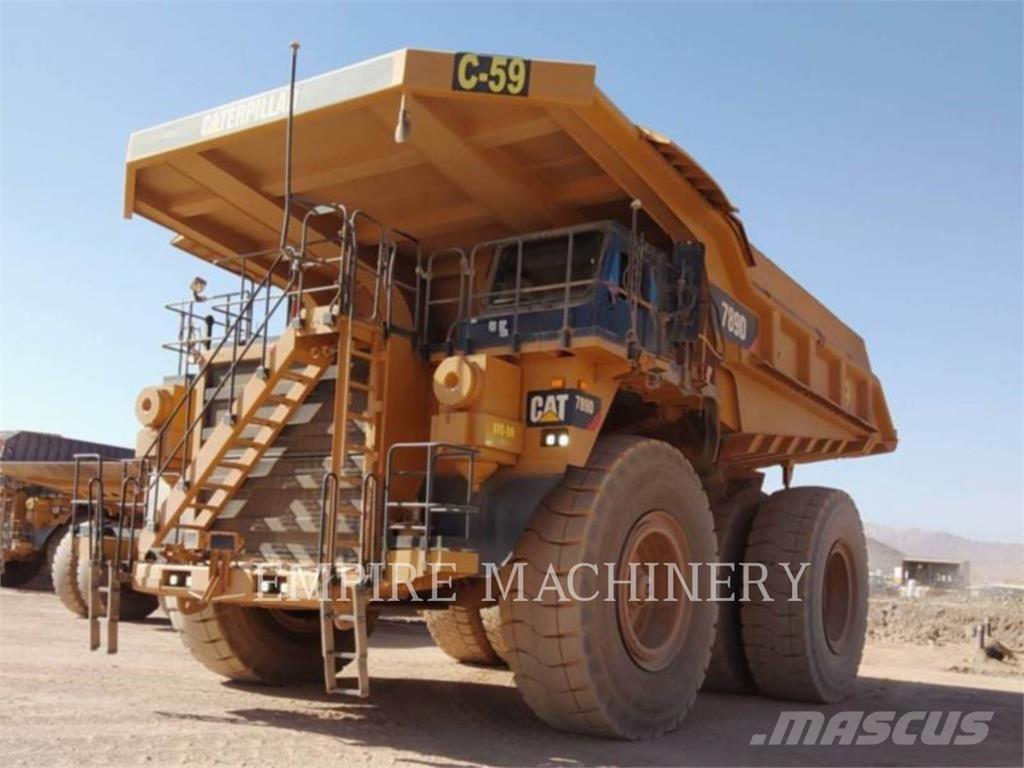 CAT 789D Karjeriniai savivarčiai