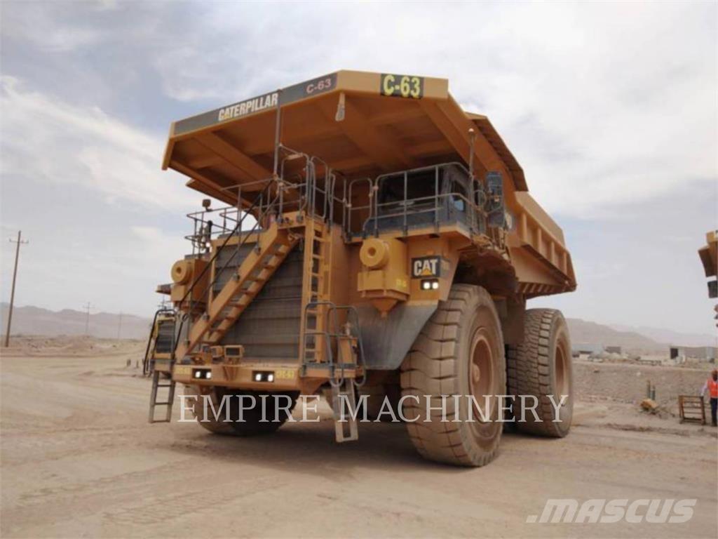 CAT 789D Karjeriniai savivarčiai