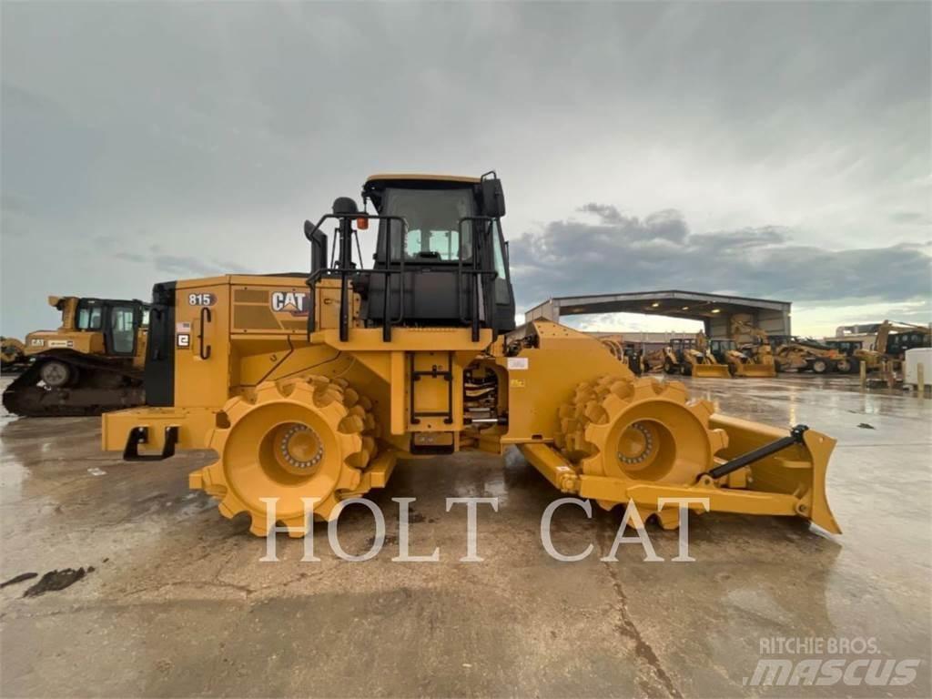 CAT 815 Gruntiniai volai