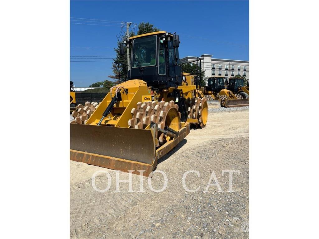 CAT 815 Gruntiniai volai