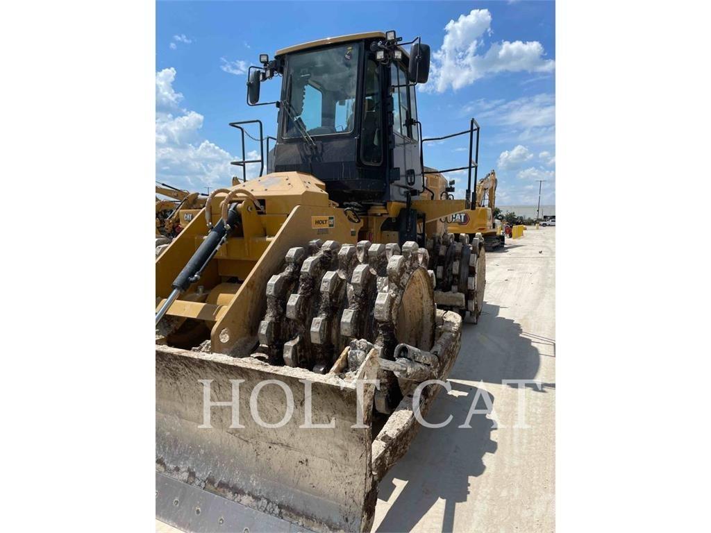 CAT 815 Gruntiniai volai