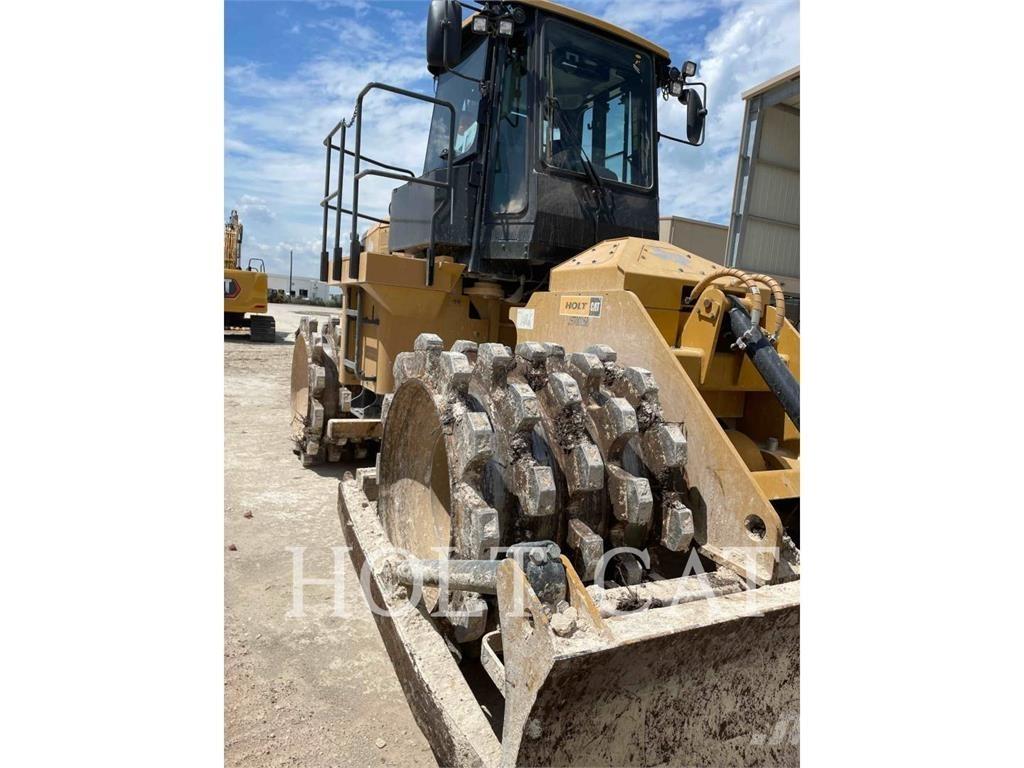CAT 815 Gruntiniai volai
