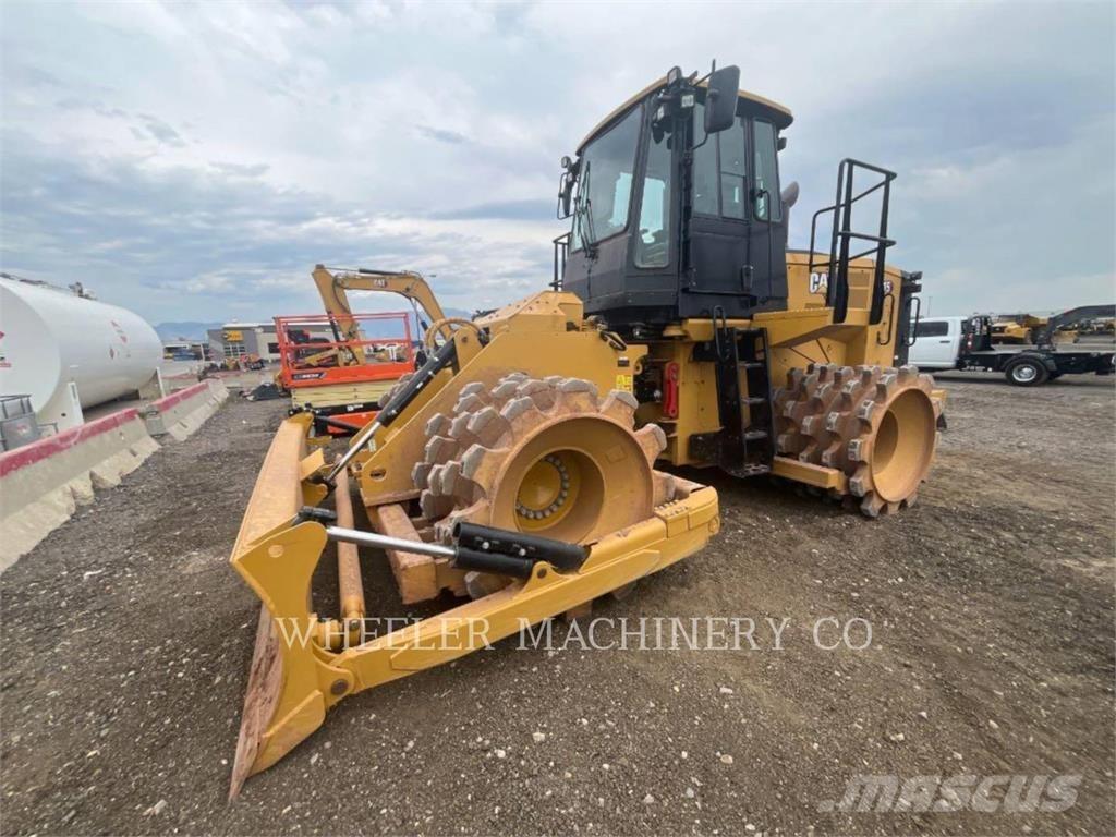 CAT 815 Kombinuoti volai