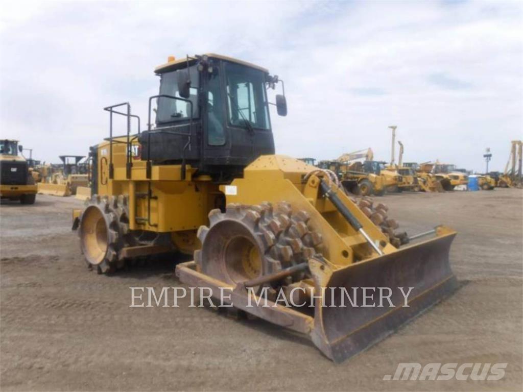 CAT 815-11 Gruntiniai volai