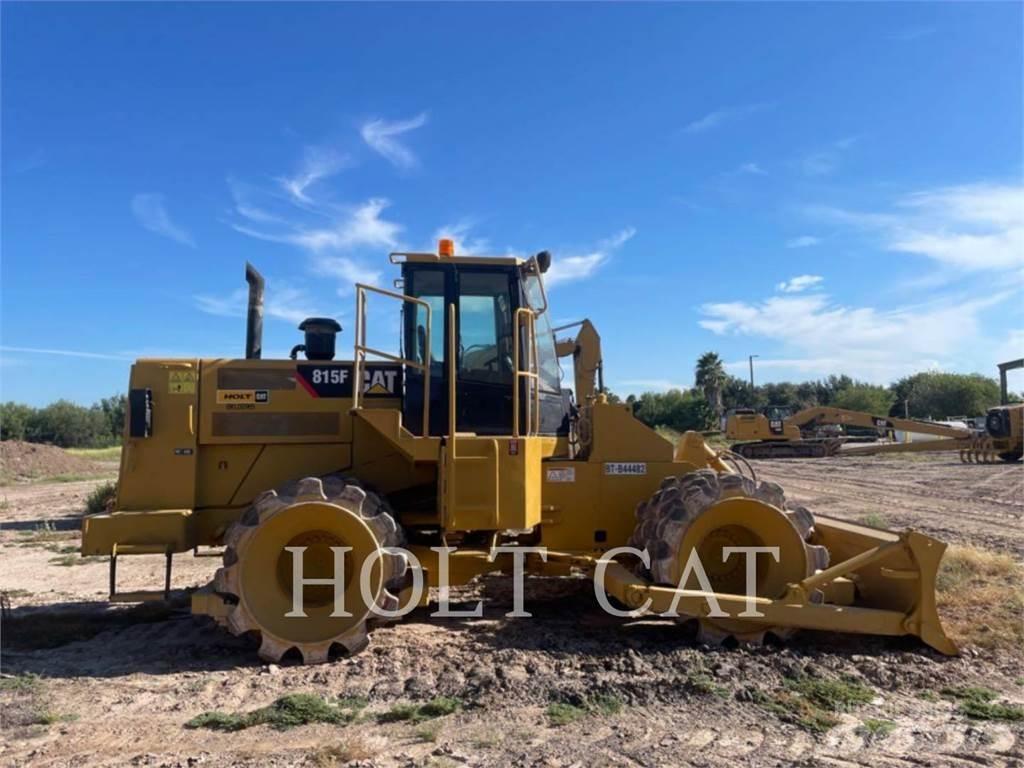 CAT 815F Gruntiniai volai