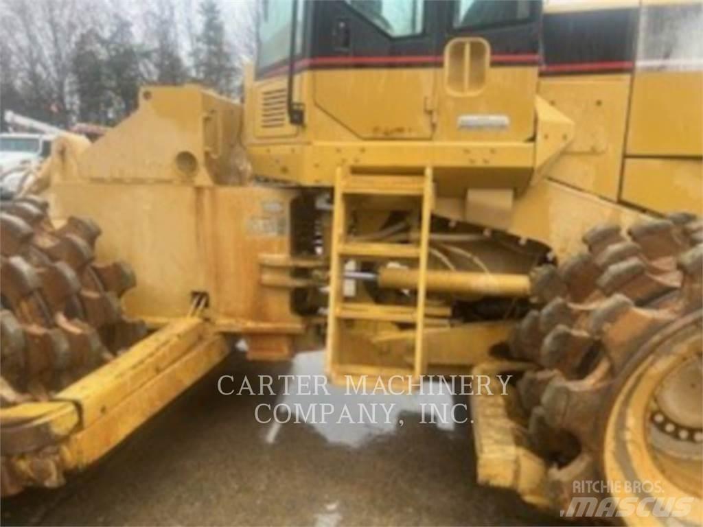 CAT 815F Ratiniai buldozeriai