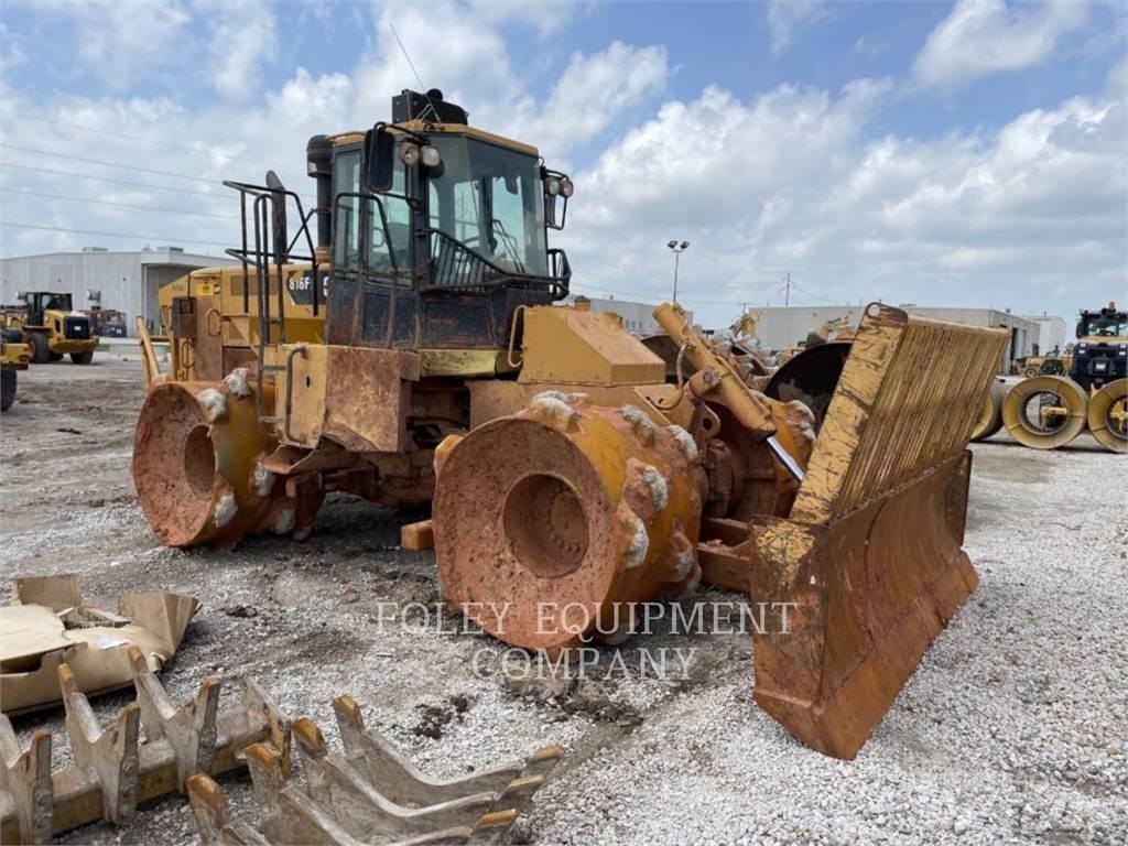 CAT 816F2 Gruntiniai volai
