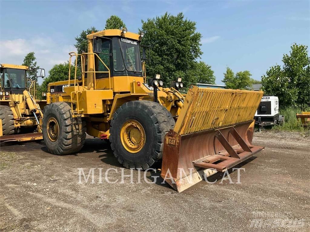 CAT 824C Naudoti ratiniai krautuvai