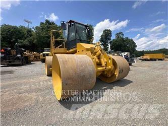 CAT 826G Gruntiniai volai