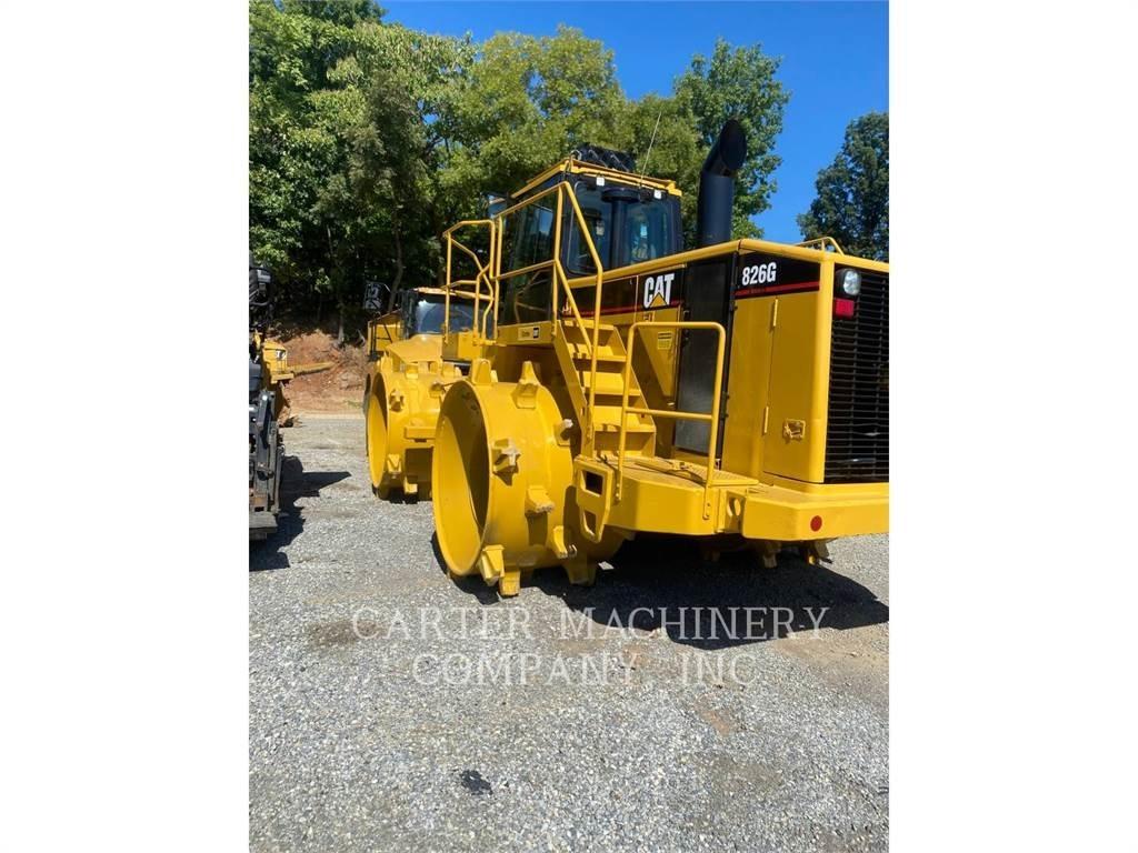 CAT 826G Gruntiniai volai