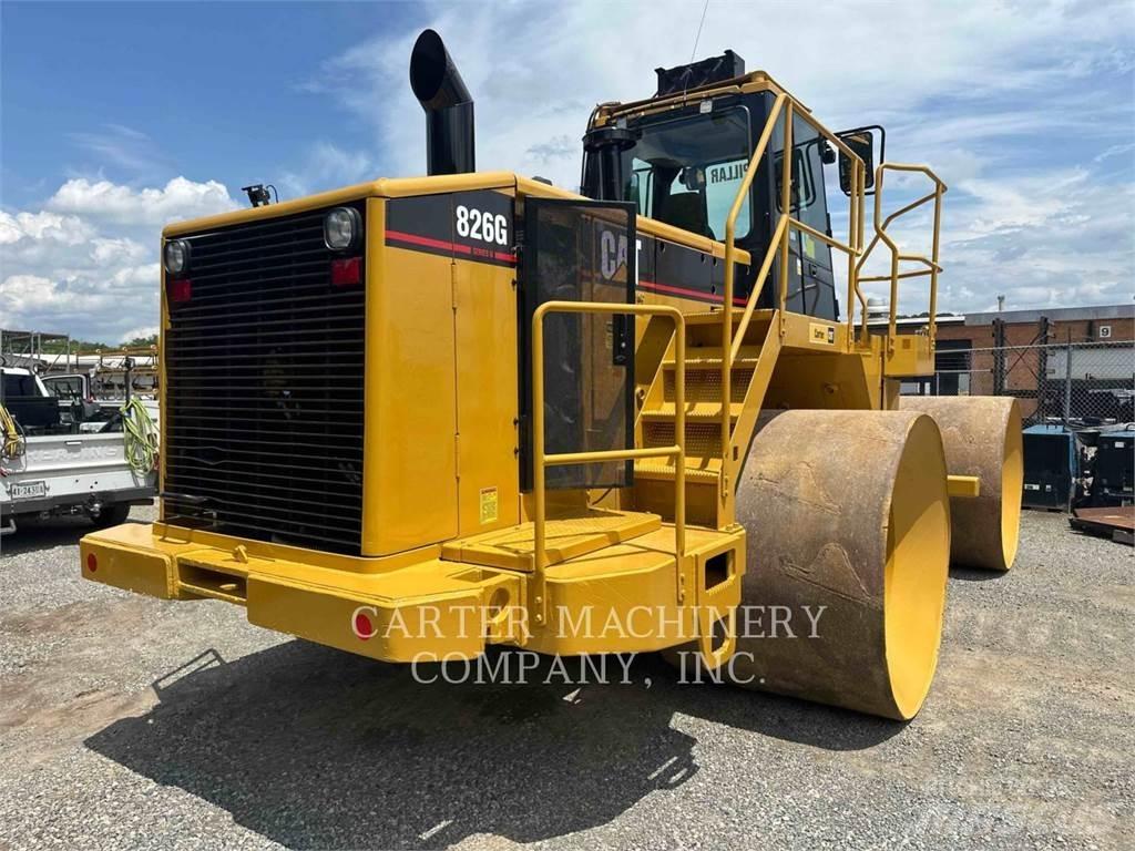 CAT 826G Gruntiniai volai