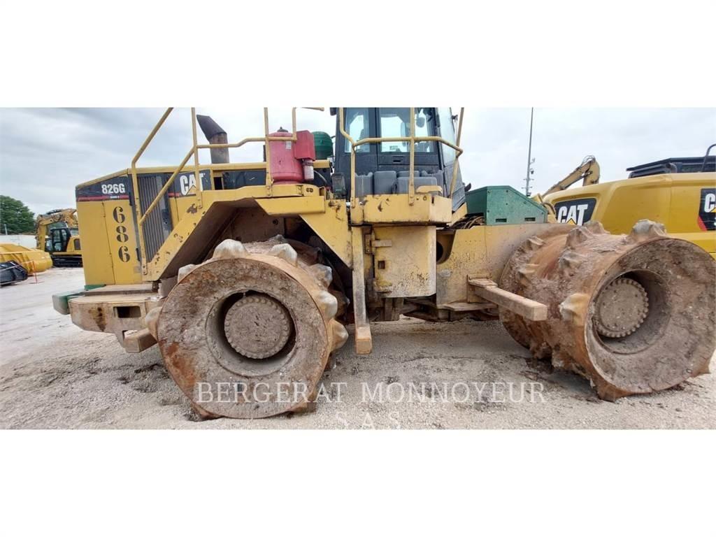 CAT 826G II Ratiniai buldozeriai