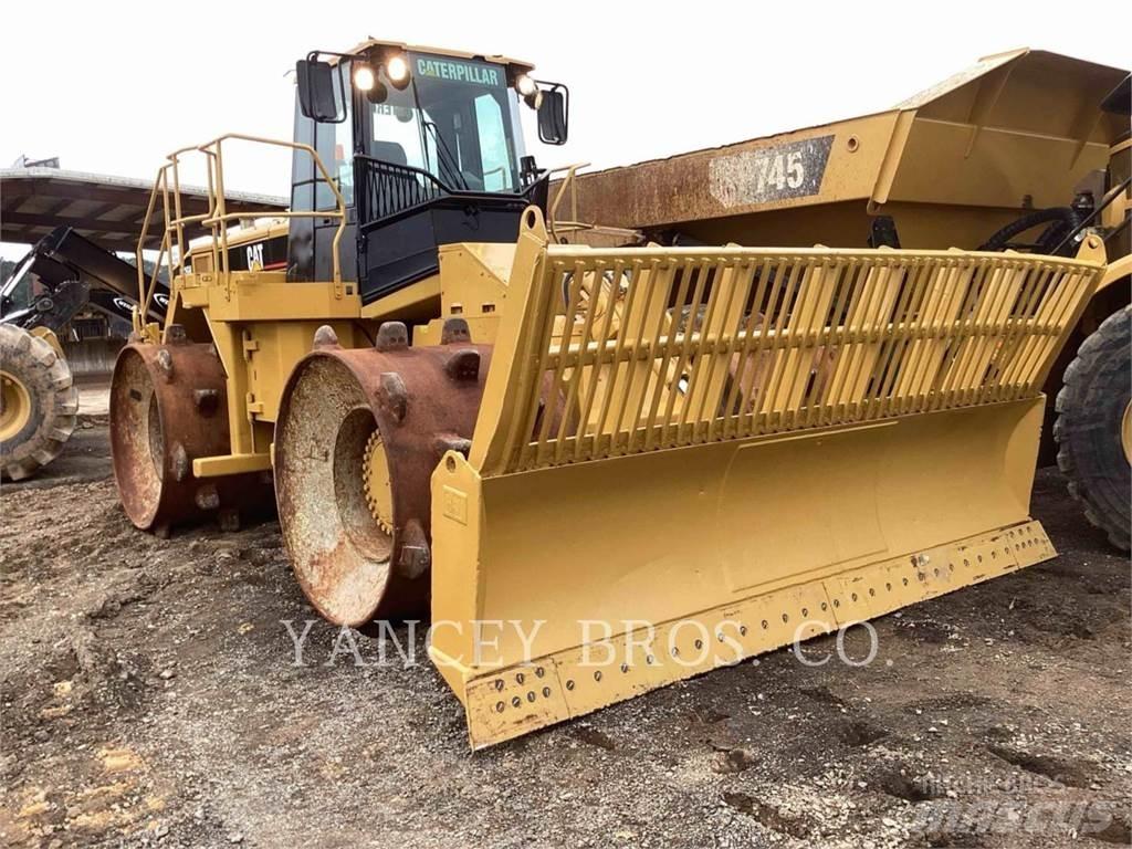 CAT 826H Gruntiniai volai