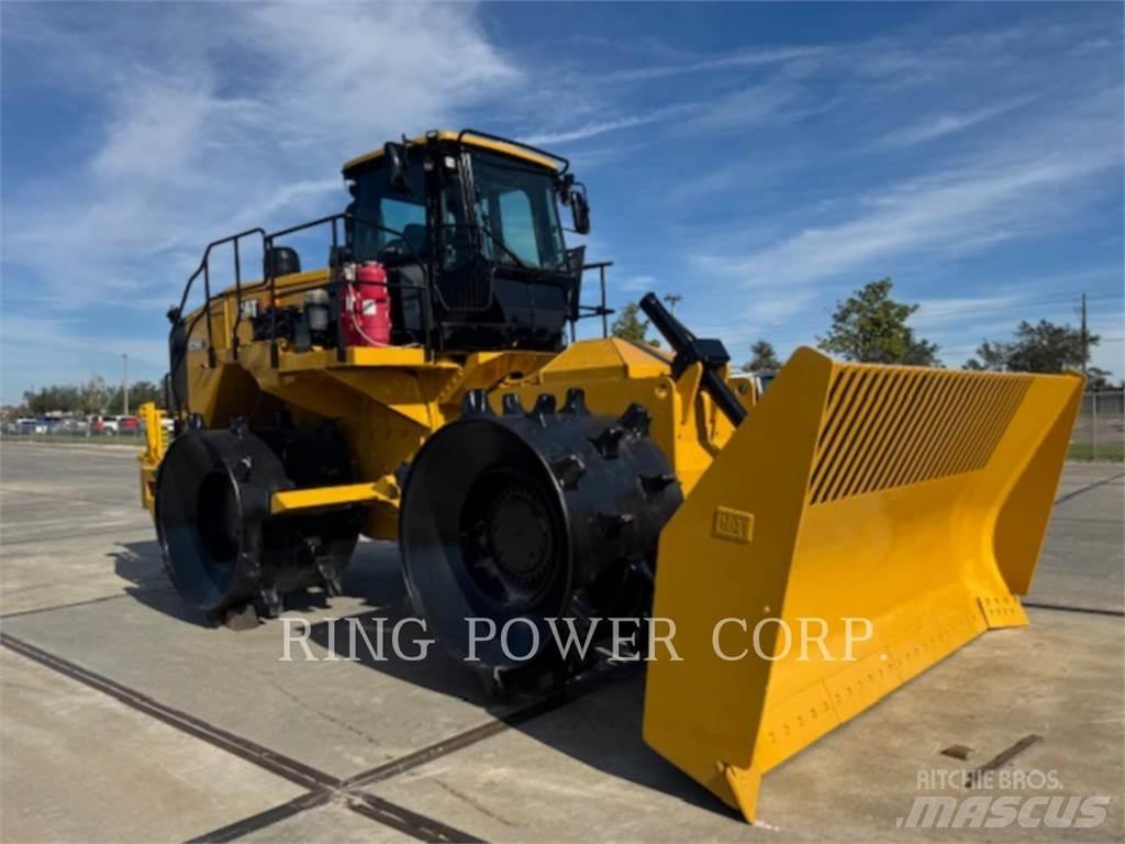 CAT 826K Gruntiniai volai