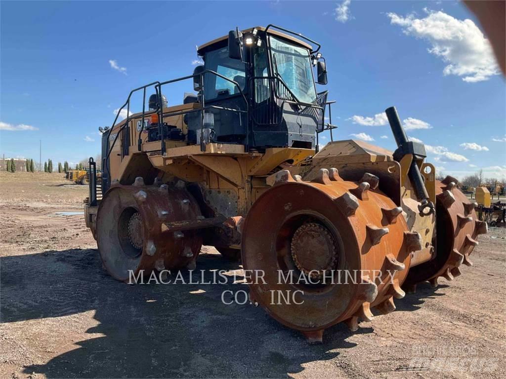 CAT 826K Gruntiniai volai