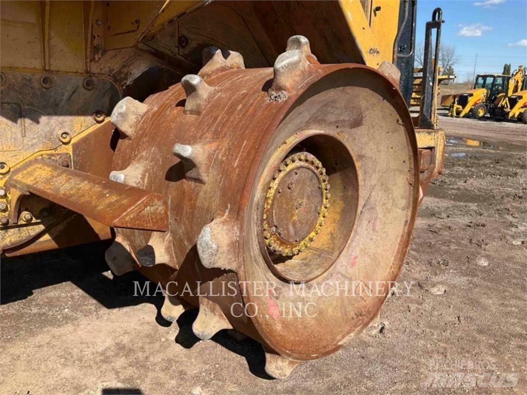 CAT 826K Gruntiniai volai