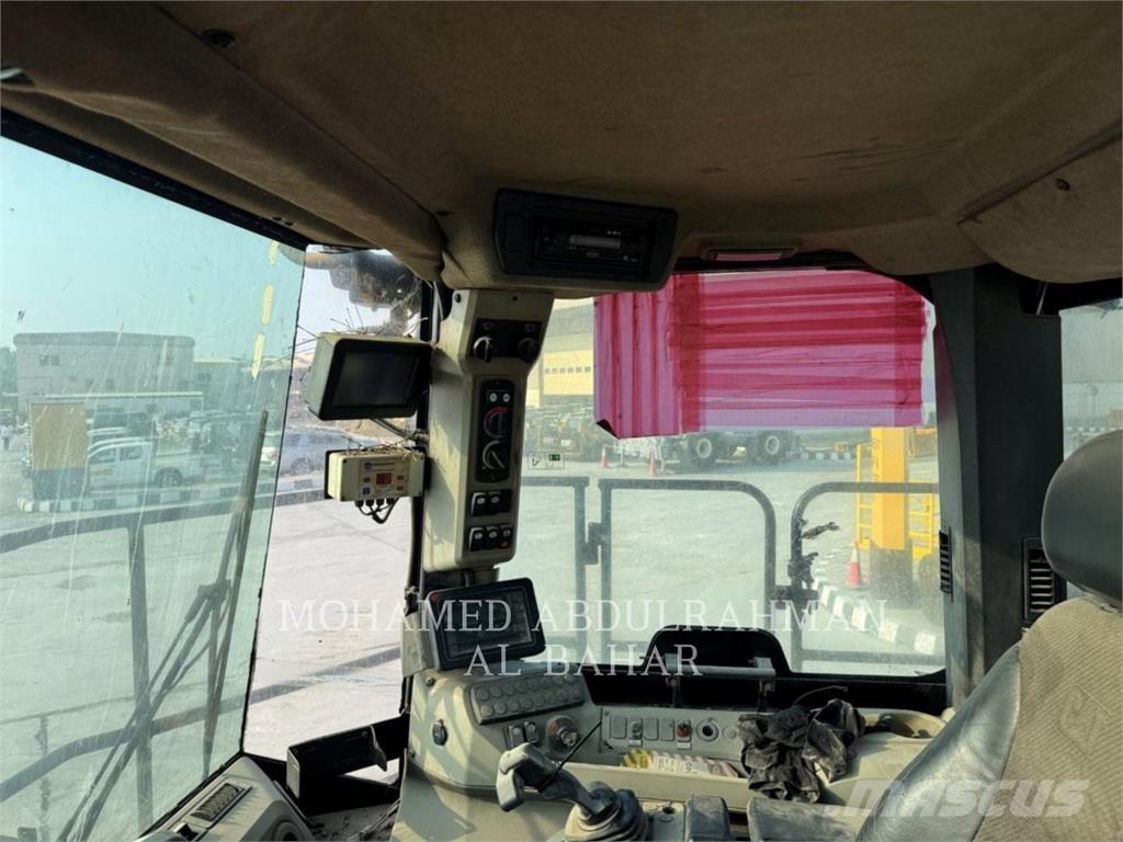 CAT 834K Ratiniai buldozeriai